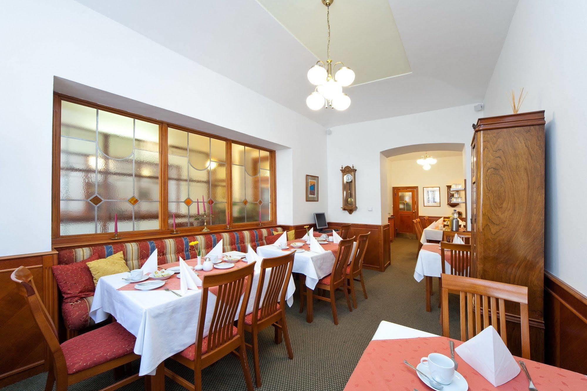 Boutique Hotel 16 Prag Dış mekan fotoğraf